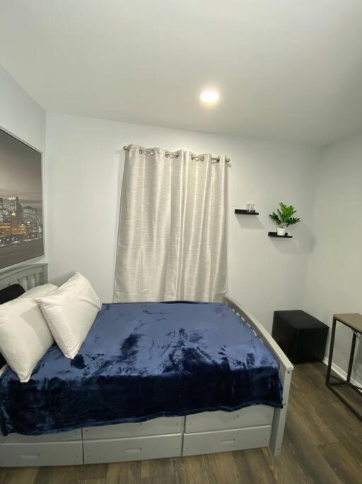 Modern 3Bed 2Bath Ranch With Diy Art Porch 3Tvs And Huge Front Yard To Enjoy! Villa Calumet City Exteriör bild